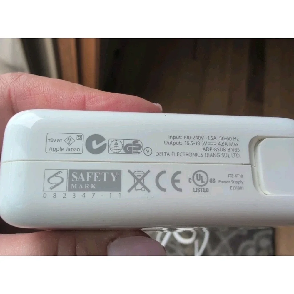 Apple genuine 85w